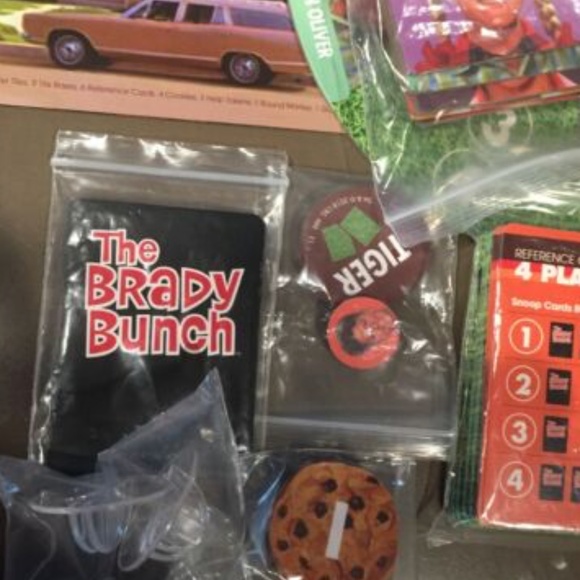 The Brady Bunch Party Board Game For 3-8 Like new - Picture 5 of 8